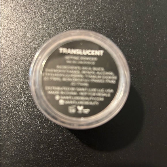 Make Up Lot (Small Makeup Bag with 3 items) - Picture 3 of 9